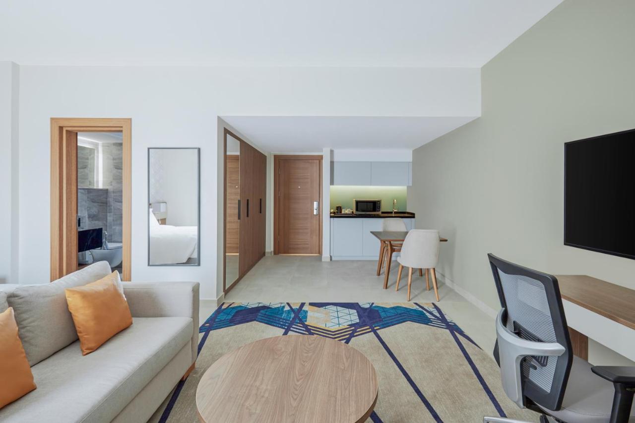 Holiday Inn Tabuk By Ihg Экстерьер фото