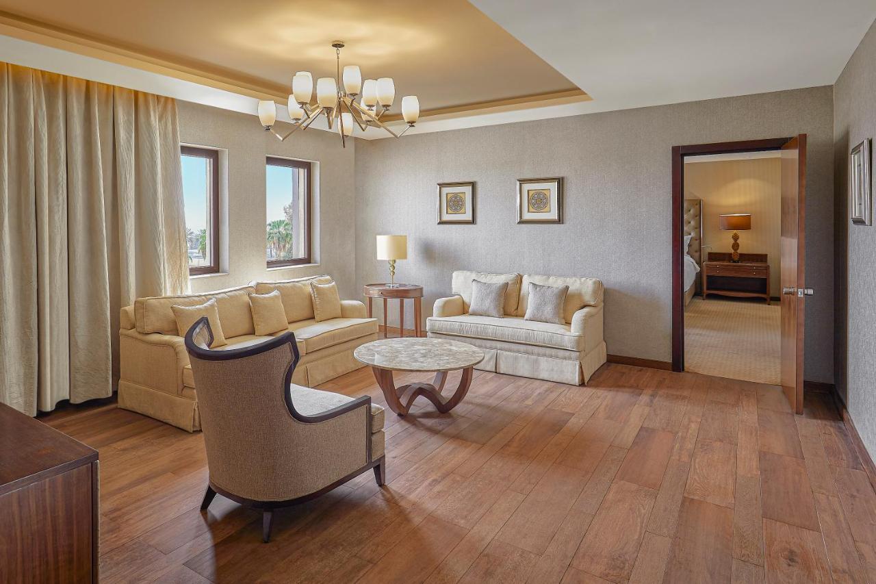 Holiday Inn Tabuk By Ihg Экстерьер фото