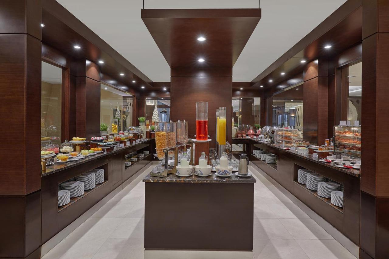 Holiday Inn Tabuk By Ihg Экстерьер фото