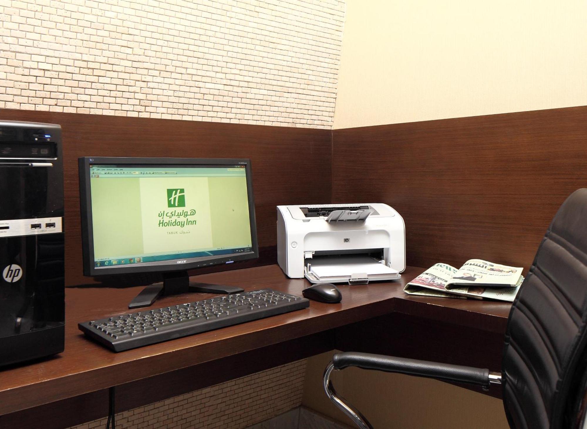 Holiday Inn Tabuk By Ihg Экстерьер фото